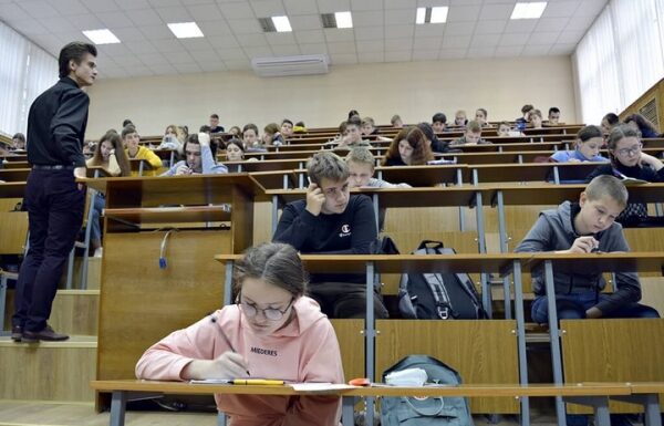 До 6 000 за год обучения. Узнали, на каких специальностях в белорусских вузах самые высокие ценники