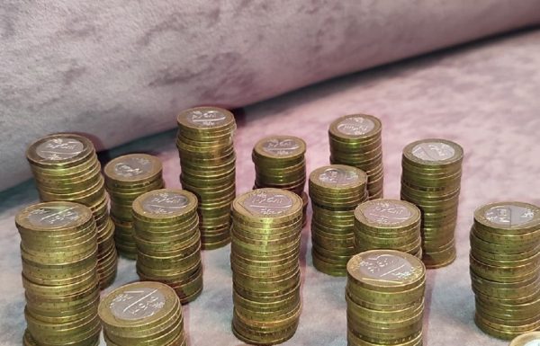 С 1 января 2024 года размер базовой ставки для оплаты труда в бюджетной сфере составит 250 белорусских рублей