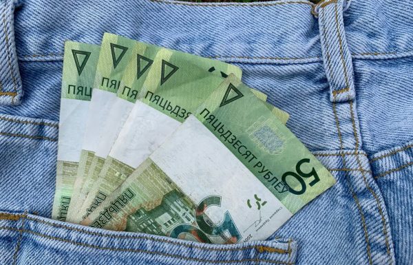 МТЗ предлагает по 500 рублей за каждого нового работника