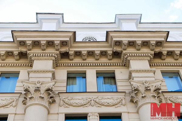 Прогулка через столетия. Где находится двор-колодец и сколько в нашем городе дворцов